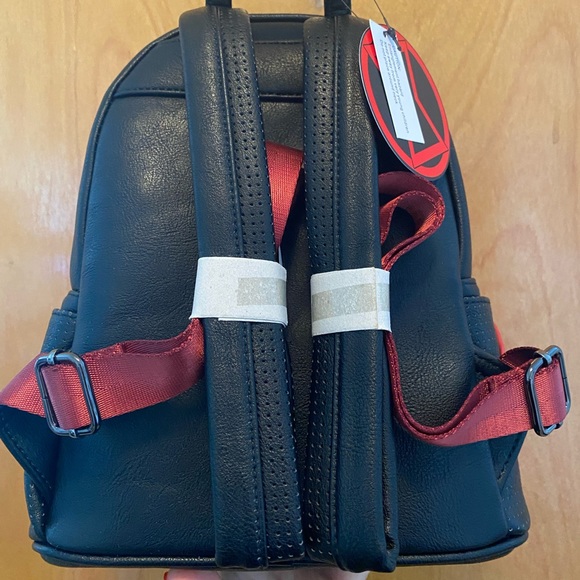 Loungefly Black Widow Backpack main image 4